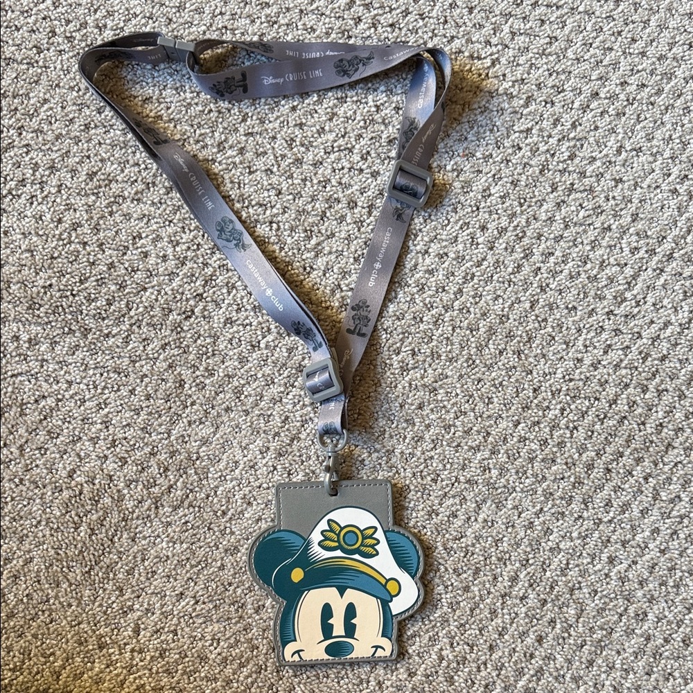 Disney Castaway Club Platinum‎ Lanyard with Sailor Mickey Badge Holder